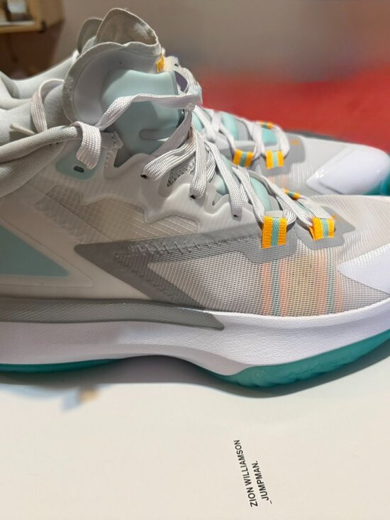 Air Jordan Zion 1 White Laser Orange Turquoise Men 11.5 / Women 13 main image 6